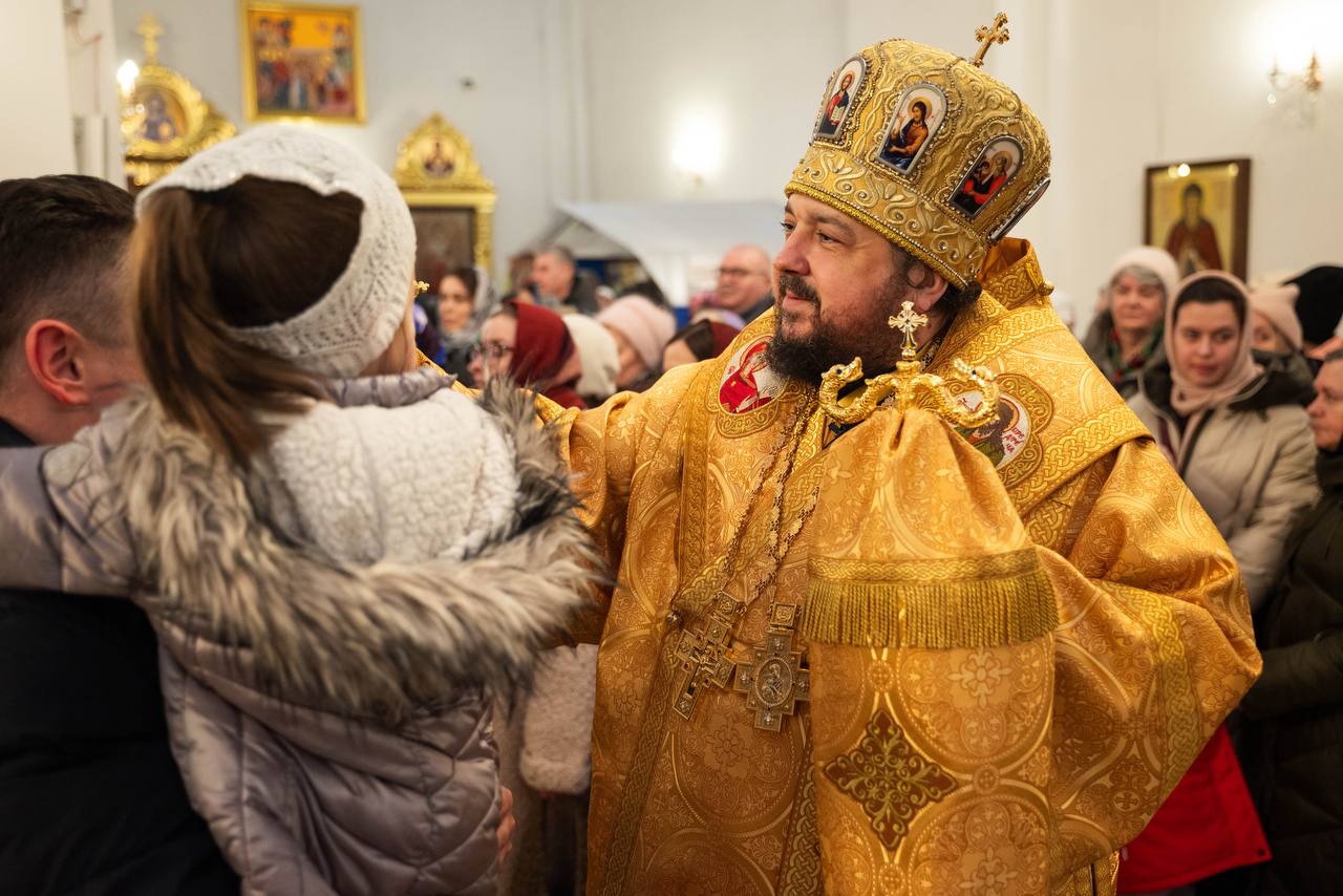 В канун Недели Торжества Православия епископ Авксентий совершил Всенощное бдение в храме иконы Божией Матери «Всех скорбящих Радость» города Минска