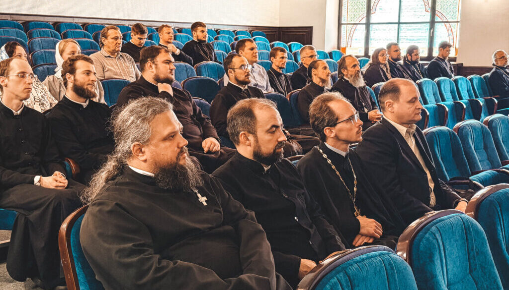Состоялась встреча студентов с администрацией Академии