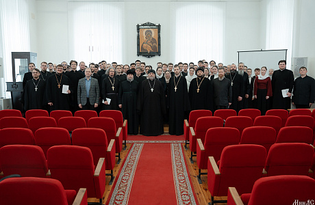 В семинарии прошла VI Внутривузовская студенческая научно-практическая конференция