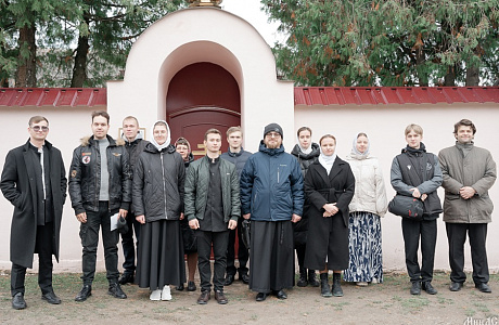 Студенты 1-го курса совершили паломническую поездку в монастырь святого Амвросия Оптинского д. Русаково