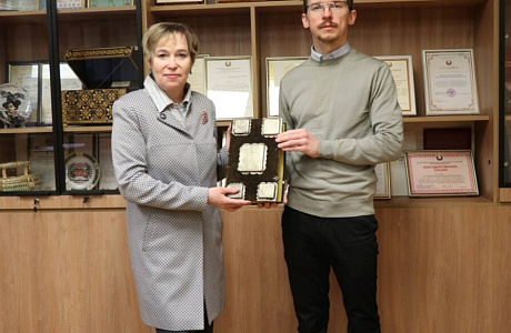 В Президентскую библиотеку для оцифровки передано «Евангелие напрестольное» XVII в.